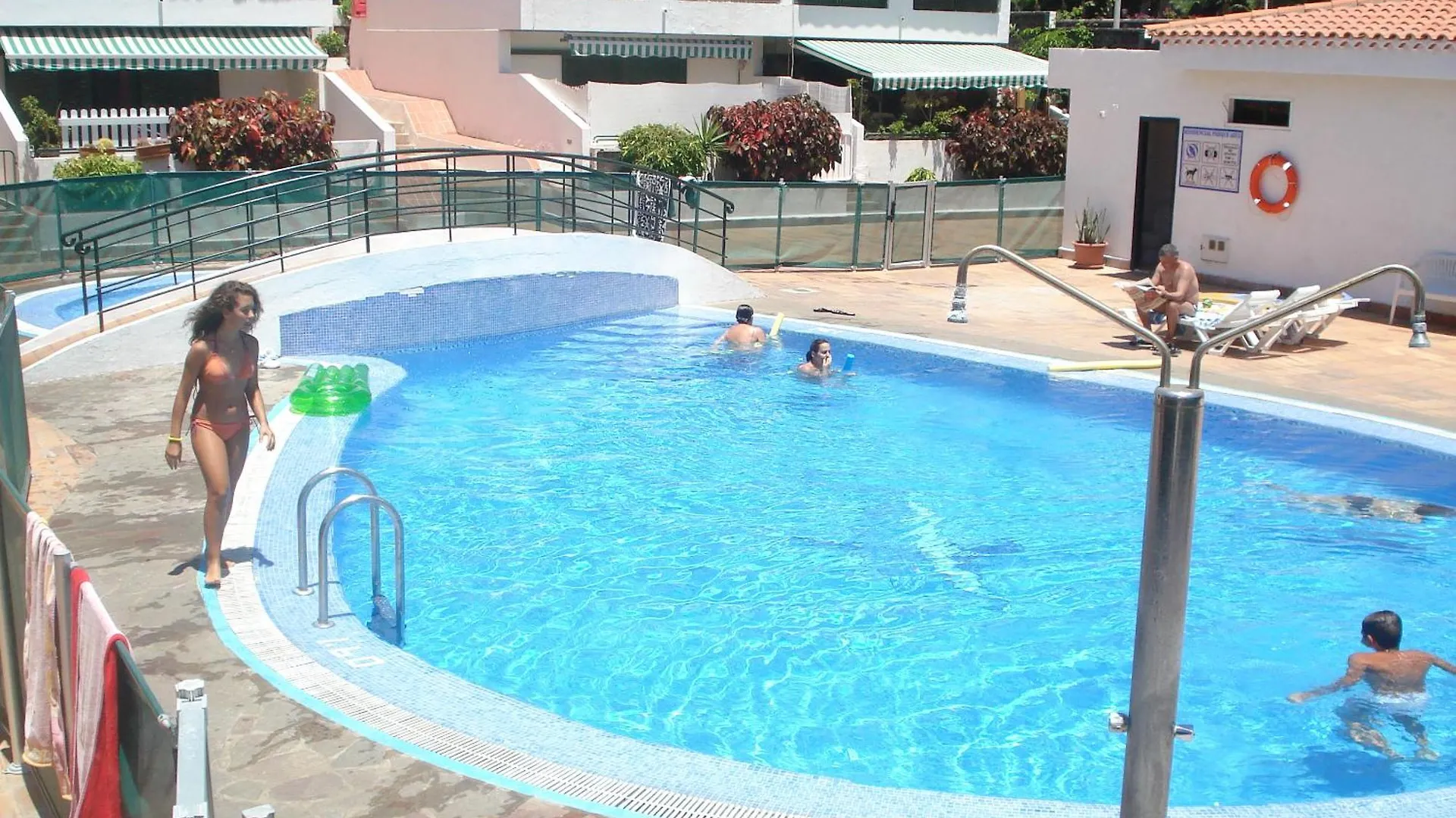 Holiday House Parque Azul Playa La Arena Free Wifi Puerto de Santiago  0*, Puerto de Santiago (Tenerife)